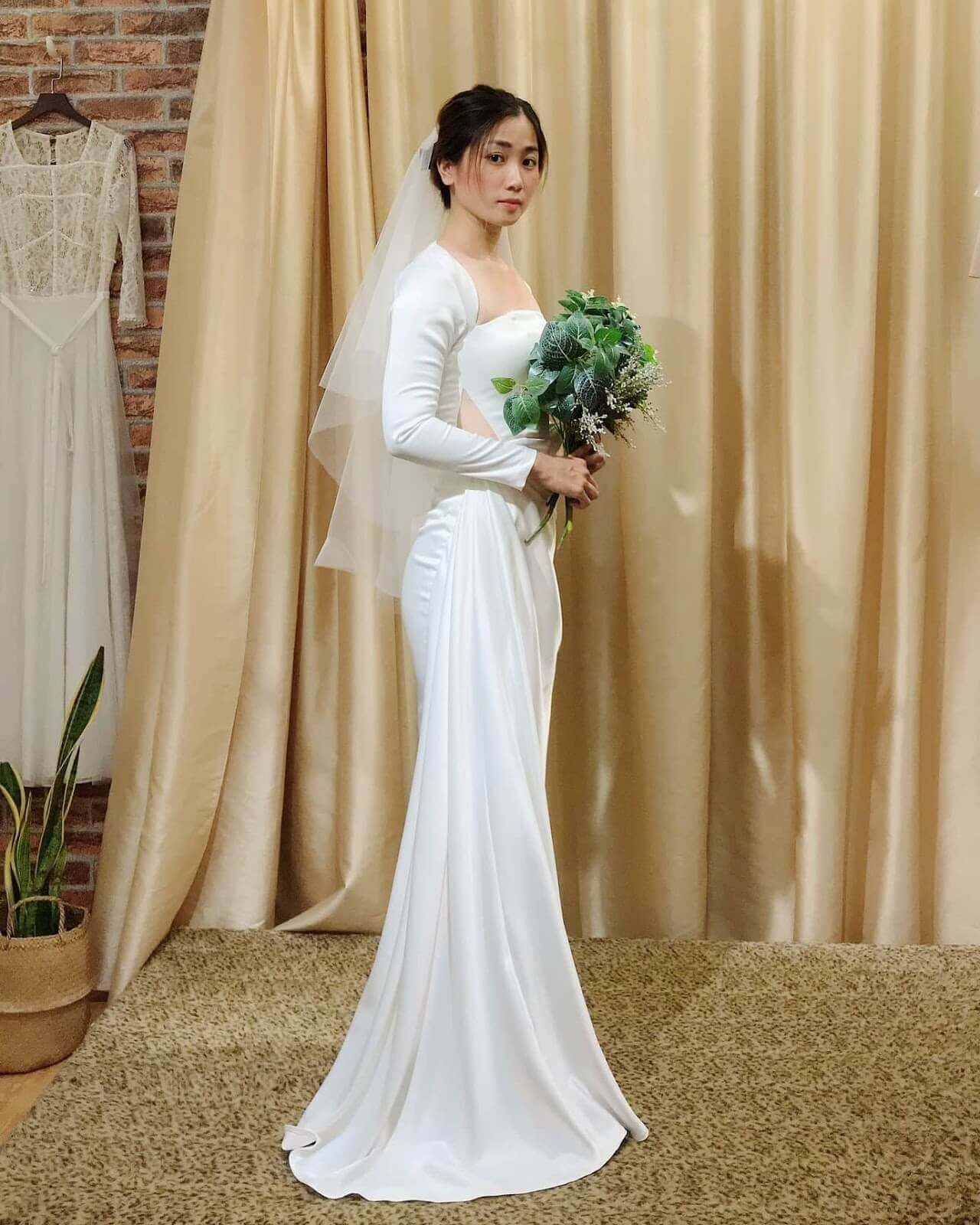 Wedding dress designed by OAH Bridal - WebSite